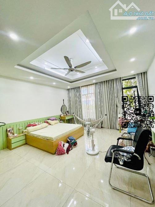 Khu Tên Lửa - Chợ Da Sà - 5x20m - 4 tầng - 4PN rộng - Nội thất cao cấp - 3
