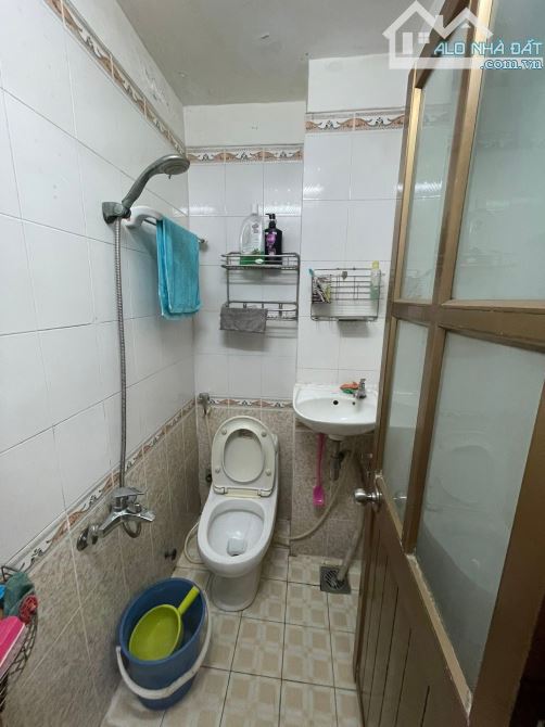 Cấn bán nhà 5 tầng Nguyễn Trọng Tuyển Phú Nhuận, sát mặt tiền 5PN giá nhỉnh 6 tỷ TL - 3