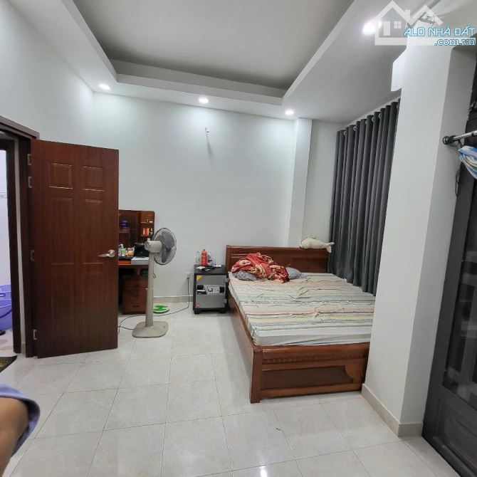 CẦN BÁN 2CĂN ĐÔI MUA MỘT ĐƯỢC HAI VỪA Ở VỪA KHAI THÁC DÒNG TIỀN PHÚ MỸ Q7   Diện tích: 83m - 3