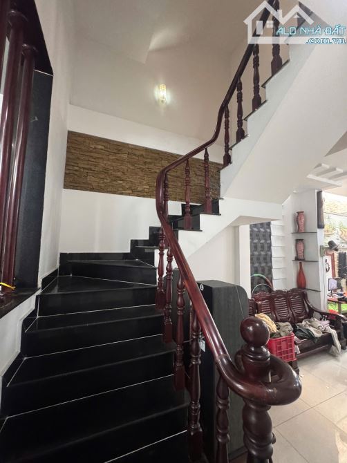 💥 SIÊU PHẨM NHÀ ĐẸP ĐƯỜNG TRƯƠNG THỊ HOA – GIÁ: 5,7 TỶ TL. 🏡 Diện tích: 4 x 20m - 3