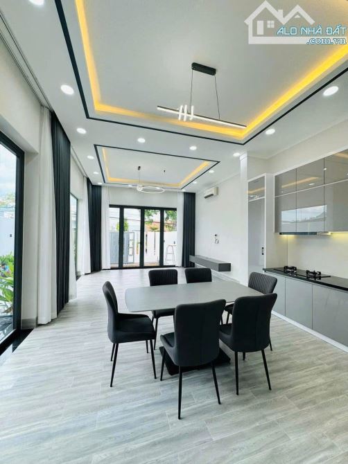 NHÀ CẤP 4 CHỈ 1 TỶ 550 NẰM NGAY TRUNG TÂM PHƯỜNG TÂN TRIỀU - 3
