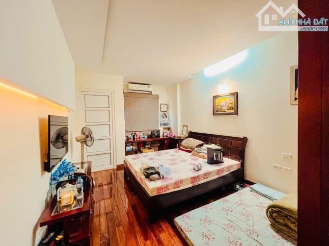 Bán nhà Kim Mã, lô góc, ô tô đỗ cửa, kinh doanh, đầy đủ nội thất, 20m2*5T, giá 6.1 tỷ - 3