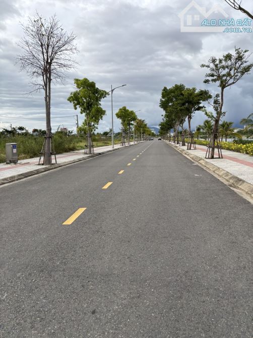 Đất Đầm Sen, Hòa Xuân hàng hiếm chỉ hơn 42tr/m2 - 2 lô liền kề còn lại - 3