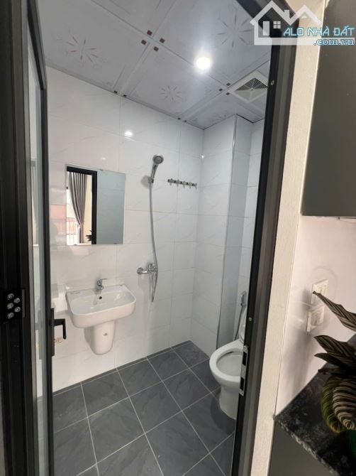 🏠BÁN NHÀ - 140 M2- 7 TẦNG--33 PHÒNG - DOANH THU 140TR/TH -- 32 TỶ 📞 Hằng mini - 3