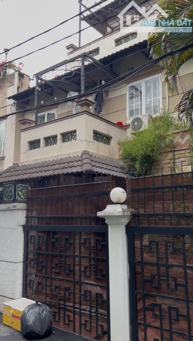 - Biệt thự hẻm 496 đường dương quảng hàm,phường 6,gò vấp.giá : 24 tỷ thương lượng. - 3