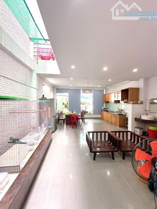 HIẾM-HẺM 8M THÔNG PHAN HUY ÍCH - TÂN BÌNH- DT 84M2- NGANG HIẾM 5M - NỞ HẬU- 3 TẦNG - 3