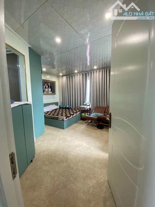 Siêu phẩm Đội Cấn 63m² ngõ ô tô tránh, nhà đẹp giá 20,5 tỷ - 3