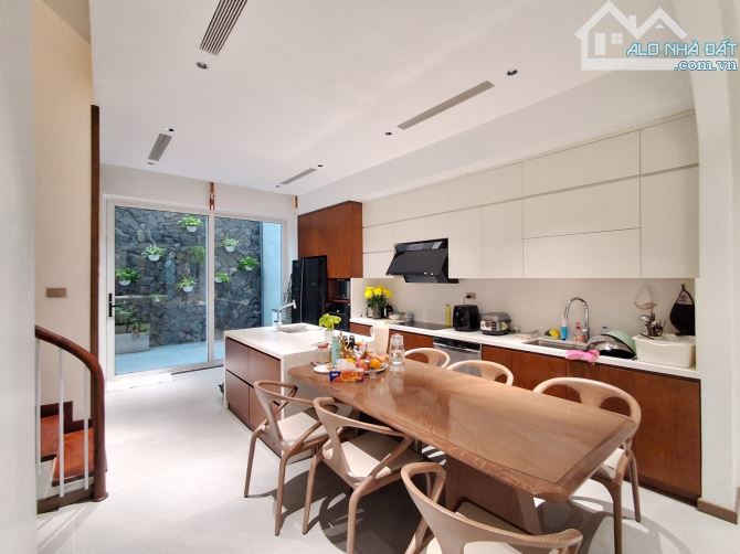 Biệt thự NV Bùi Thiện Ngộ, Việt Hưng, thang máy, full nội thất 120m x5T, MT 6m, nhỉnh 41tỷ - 3