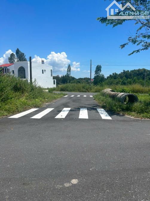 Bán Đất 3 mặt tiền Đường Nhựa KDC Hoàng Diệu 2 dt: 5x17m (86m2) Full thổ cư - Gía Siêu rẻ - 3