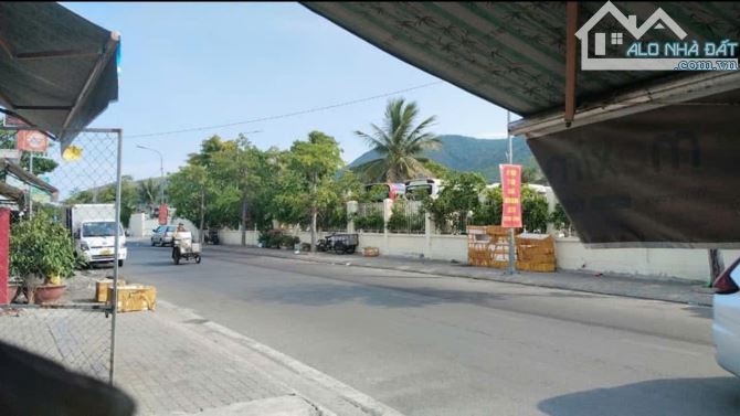 Căn góc 2 MT VÕ THỊ SÁU - Nam Nha Trang 136mv, nhà C4 vị trí kinh doanh tốt, sổ hồng - 3