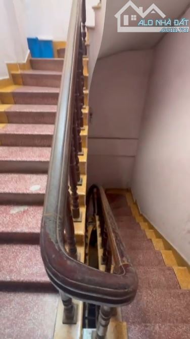 SAU 1 NHÀ RA PHỐ - YÊN LÃNG - THÁI THỊNH - 46M2 - TẦNG 2 ĐUA 52M2 - 4 TẦNG - KINH DOANH - 3