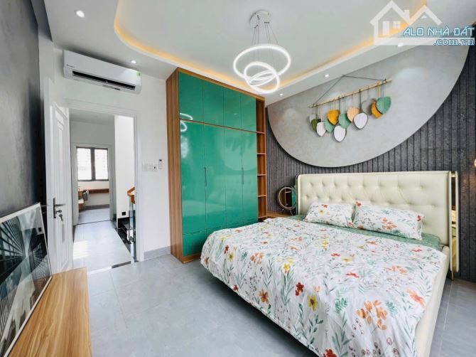 Sở hữu ngay nhà 50m2 Thoại Ngọc Hầu, Phú Thạnh, Tân Phú. Xây 1 trệt 3 lầu. Giá 2 tỷ 250SHR - 3