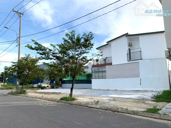 Bán lô góc 263m 2 mặt tiền đường Thâm Tâm Giao Phi Bình Khu Hoà Quý Ngũ Hành Sơn ngang 14m - 3