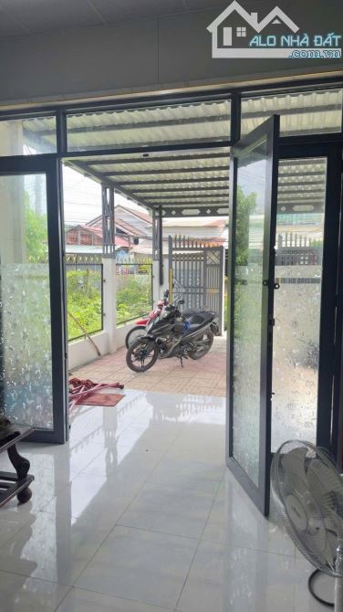 Bán căn nhà cấp 4 103m2 tại Tân Phú Trung giá 830 triệu SHR - 3