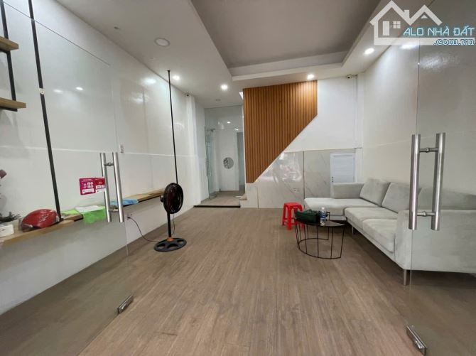 NHÀ BÁN MẶT TIỀN NGUYỄN ĐÌNH CHÍNH, PHÚ NHUẬN, 4,8X21,5M, 1 LẦU, 25 TỲ - 3