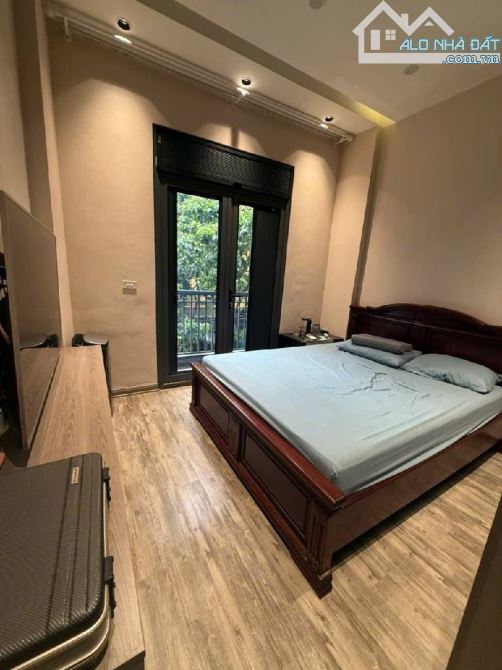 NGÔ THÌ NHẬM - PHÂN LÔ - VỈA HÈ - KINH DOANH - 3 Ô TÔ TRÁNH - 48M - 5T - 13,2 TỶ. - 3