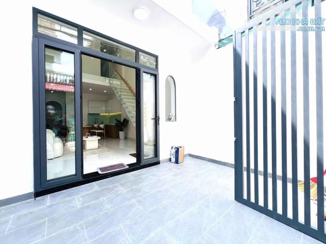 NHÀ 2 TẦNG ĐÚC MỚI TINH 64M2, HXH THÔNG. GẦN TRƯỜNG VÕ TRƯỜNG TOẢN ĐƯỜNG HT45, TÂN THỚI - 3