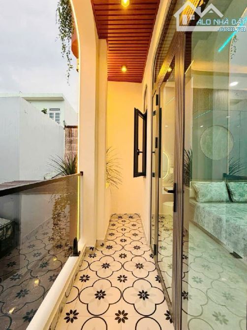 NHÀ ĐẸP DỌN VÀO Ở NGAY- HUỲNH VĂN NGHỆ- TÂN BÌNH- DT 55M2- 3 TẦNG-FULL NỘI THẤT - 3