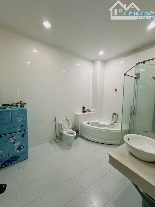 NHÀ ĐẸP 4 TẦNG- KHU VIP TÂN PHÚ - GẦN TRƯỜNG THPT TRẦN PHÚ/CHỢ TÂN HƯƠNG- GẦN CÔNG VIÊN - 3