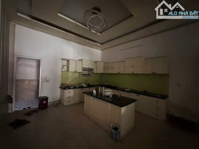 BÁN NHÀ LẦU MẶT TIỀN KINH DOANH GẦN BỆNH VIỆN THÁNH TÂM BIÊN HOÀ CHỈ 15,5 tỷ - 3