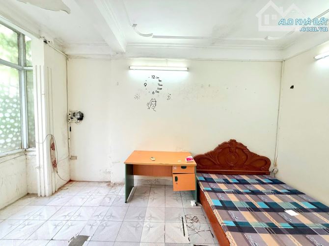 CỰC HIẾM, 10.9 TỶ PHÂN LÔ PHỐ NGHĨA TÂN 2 OTO TRÁNH DỪNG ĐỖ NGÀY ĐÊM CÁCH PHỐ ĐÚNG 50M - 3