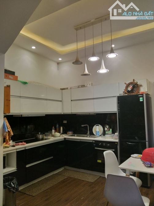 🏠 Bán nhà Nguyễn Viết Xuân, Thanh Xuân — 112 m², lô góc 3 mặt thoáng, ô tô tránh, nở hậu - 3