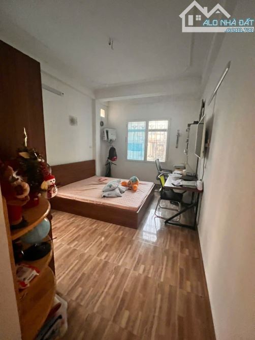 Cho thuê nhà mới tại ngõ 5 Láng Hạ, Ô Chợ Dừa, Đống Đa, HN. Dt 50m x 4 tầng, giá 17tr - 3