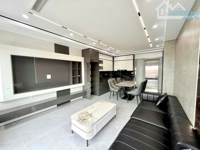 BÁN NHÀ PHÚC ĐỒNG, FULL NỘI THẤT CHẤT, GA RA Ô TÔ, THANG MÁY LONG LANH, 15M RA PHỐ,GIÁ MỀM - 3