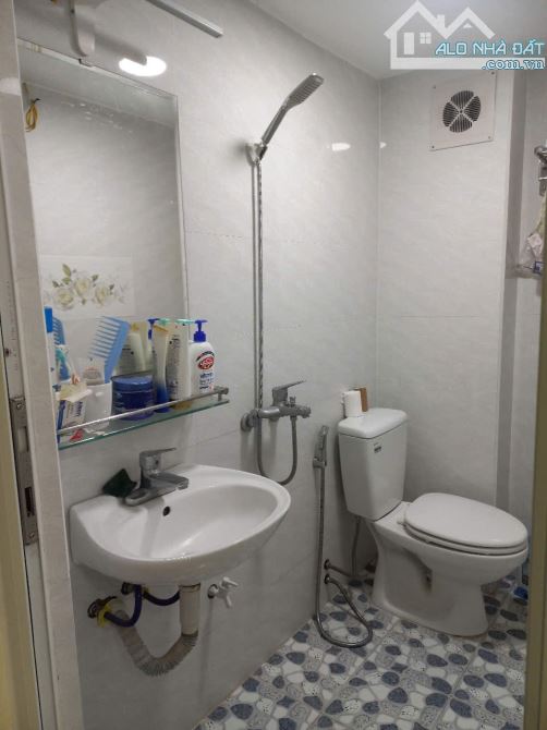 Nhà phân lô,ngõ thông ôtô tránh chạy vòng quanh,15m hồ điều hòa,62m2,Đông Ngạc(Thụy Phư - 3