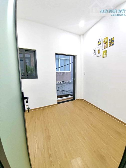 Chỉ 2.9 tỷ có nhà mới đẹp 3 tầng, 2PN, ngay vòng xoay Lê Đại Hành, Lữ Gia, Âu Cơ - SHR chí - 3