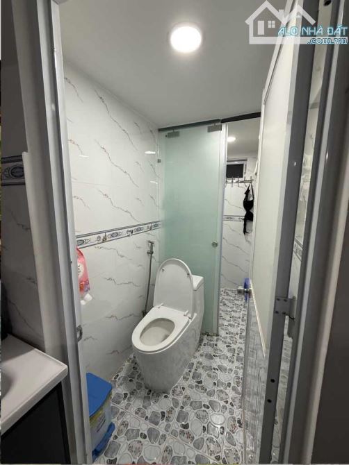 BÁN NHÀ NGAY EMART PHAN HUY ÍCH GÒ VẤP - 2 TẦNG - 42M2 - 4PN - 4.4 TỶ - 5
