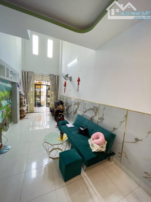 Bán nhà giáp Tên Lửa, 53m2, giá 3 tỷ xx - 4