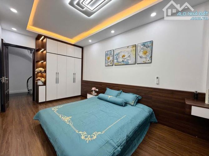 Bán nhà đẹp Trung Kính ngõ thông đủ tiện ích 5tầng 33m2 MT 4.2m mới đẹp đủ nội thất ở luôn - 4