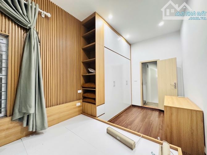 LÕI ĐỐNG ĐA - GẦN PHỐ - TẦM TIỀN HIẾM - CÔNG NĂNG DỈNH - TẶNG FULL NỘI THẤT - NGÕ XE MÁY T - 4