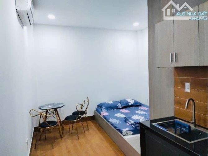 CĂN HỘ DỊCH VỤ 10 PHÒNG DOANH THU HƠN 60 TRIỆU/THÁNG NGAY TT QUẬN 4, HẼM 1 SẸC 3.5 MÉT THẲ - 4