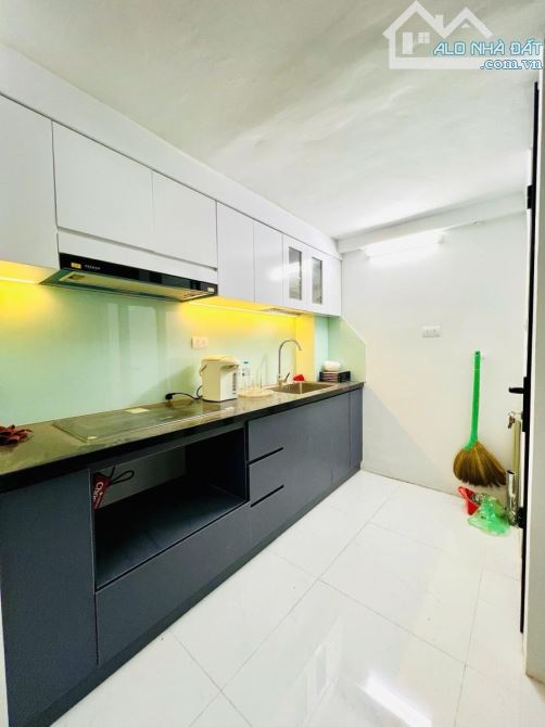 NHÀ ĐẸP PHỐ MINH KHAI 5 TẦNG-3 NGỦ-FULL NỘI THẤT - Ô TÔ CÁCH 15M -GIÁ 4.75 TỶ - 4