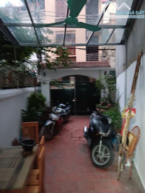 TT Q. CẦU GIẤY- TÂY HỒ- BA ĐÌNH- GẦN PHỐ- Ô TÔ 30m- DÂN XÂY- M T5,4- VÕ CHÍ CÔNG - 4