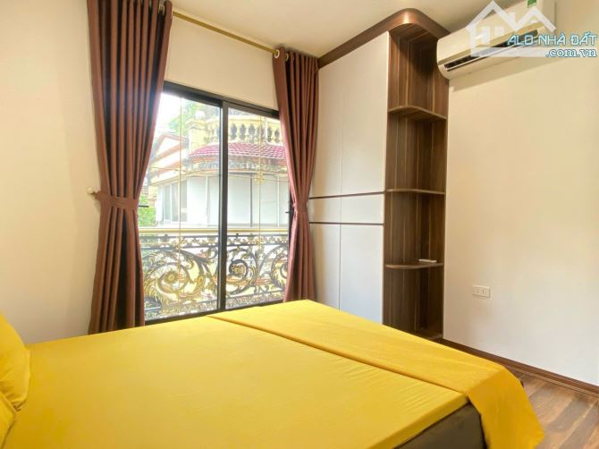 Toà CHDV cách MP Trung Phụng chỉ 30M, 105m2*8T, MT 5.2M, 28 PKK, đủ PCCC, dòng tiền 7%/năm - 4