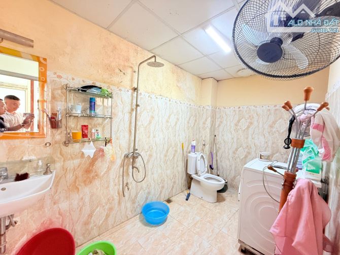 Bán căn TT phố Phan Văn Trường, Cầu Giấy, 85m2, 2 ngủ, 2 wc, chỉ 3,9X tỷ - 4