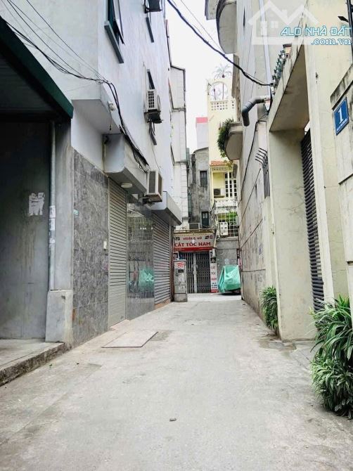 BÁN NHÀ YÊN HÒA 39M2- 5 TẦNG- NGÕ THÔNG- KINH DOANH- Ô TÔ ĐỖ CỬA – GIÁ 13.5 TỶ - 4