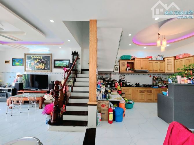 Bán nhà đẹp 4 tầng ,căn góc 2 mặt tiền,xe hơi vi vu.Lê Văn Lương ,Nhà Bè .Giá 7.5 tỷ. - 4
