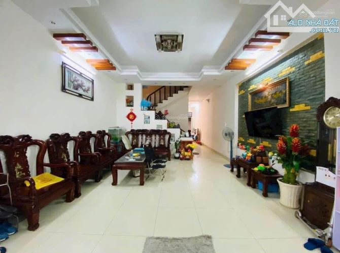 BÁN NHÀ MẶT TIỀN PHAN HUY CHÚ P. 2 TP.VT . GẦN BÃI SAU , XÂY 1T3L KIÊN CỐ GIÁ 12,7 TỶ TL - 4