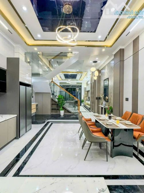 NHÀ 2 LẦU GẦN BỆNH VIỆN HOÀNG MỸ BÌNH DƯƠNG - 4