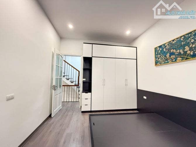 BÁN NHÀ NGUYỄN TRÃI, PHÂN LÔ, 2 THOÁNG TRƯỚC SAU, 10M RA Ô TÔ, DT 46M2, 12.6 TỶ - 4