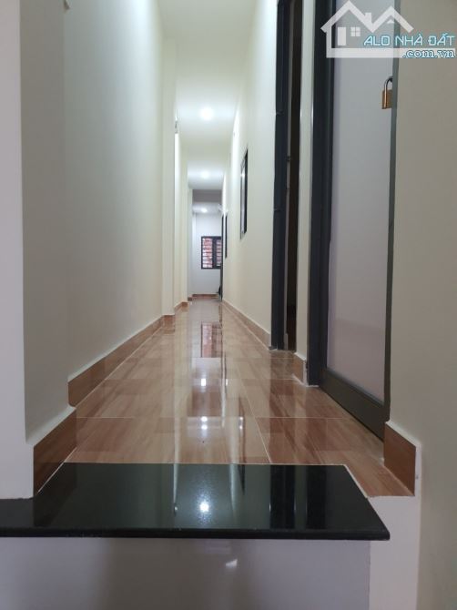 BÁN NHÀ HẺM OTÔ NGUYỂN SƠN - DT: 91M2 - CHỈ 9,9 TY TL - 4