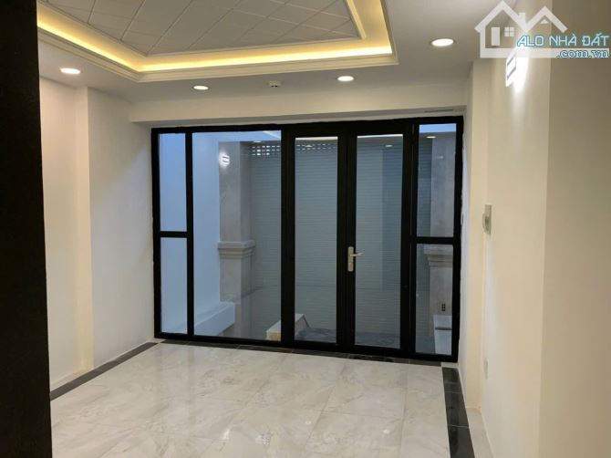Bán rẻ khách sạn 4 x 16m 1 trệt 7 lầu Trần Quang Khải Quận 1 TP.HCM - 4