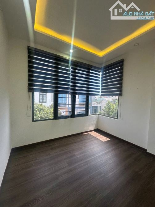 NHÀ 3 TẦNG MỚI – FULL NỘI THẤT – TRUNG TÂM THANH KHÊ - ĐƯỜNG 7.5M - DT 60m2 - 4