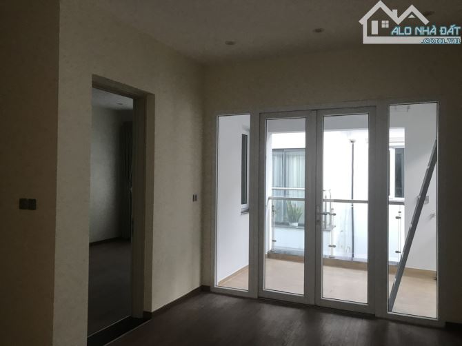 CC  thuê biệt thự liền kề K Ciputra – 180m² – 3 tầng – 5PN – 4WC – Giá 2.000 USD/tháng (TL - 4