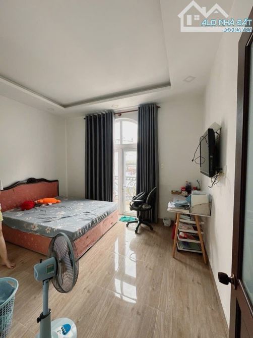 Nhà đẹp 4 tầng Tân Phú- Gần trường Trần Phú, Chợ, sát công viên- DT sàn 173m2- chỉ 6T hơn. - 4