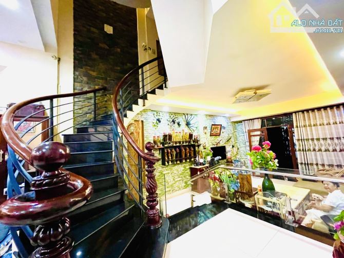 Gần Mặt Tiền, Hẻm Ô Tô, 124m2, Ngang 5m, 5 Tầng, 6PN, Ung Văn Khiêm, Q.Bình Thạnh - 4